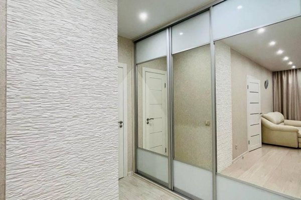 2-комнатная квартира по адресу Нарочанская ул., д. 4 - фото 9