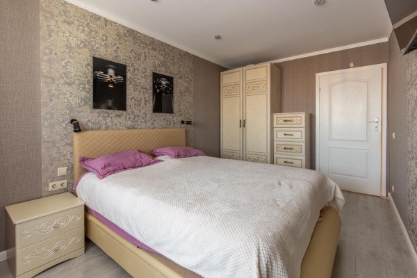 4-комнатная квартира по адресу Притыцкого ул., д. 138 - фото 11