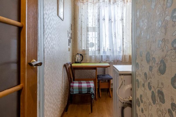 2-комнатная квартира по адресу Восточная ул., д. 188 - фото 9