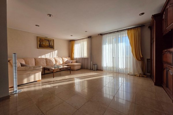 4-комнатная квартира по адресу Победителей просп., д. 73 к. 1 - фото 3