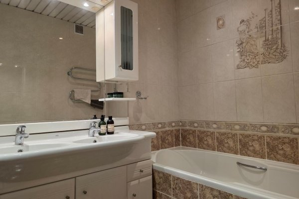 4-комнатная квартира по адресу Победителей просп., д. 73 к. 1 - фото 20