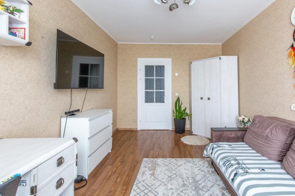 2-комнатная квартира по адресу Основателей ул., д. 13 - фото 8