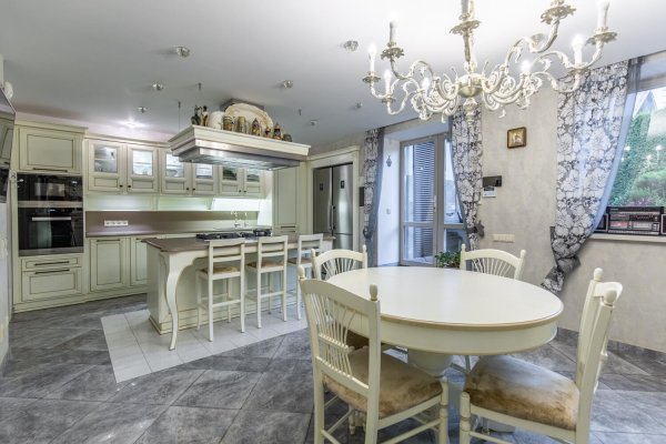 4-комнатная квартира по адресу Баторинский пер., д. 6 - фото 19