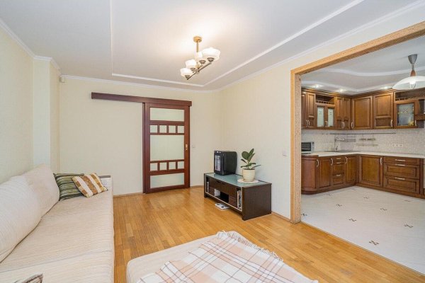 4-комнатная квартира по адресу Бурдейного ул., д. 18 - фото 9