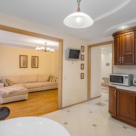 Фотография 4-комнатная квартира по адресу Бурдейного ул., д. 18 - фото 6