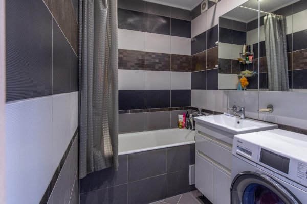 1-комнатная квартира по адресу Александрова ул., д. 3 - фото 8