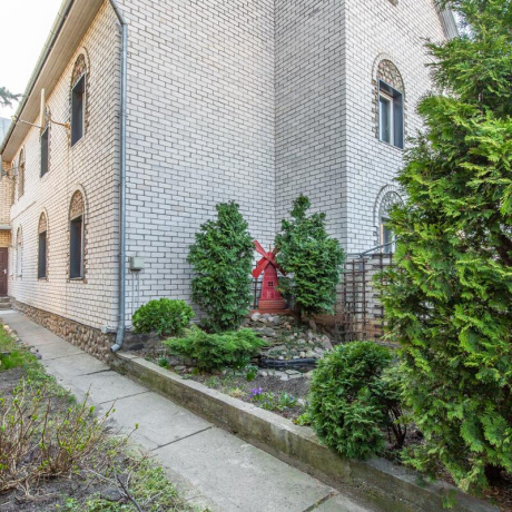 Фотография 5+ -комнатная квартира по адресу Снежный пер., д. 6 - фото 1