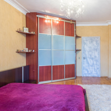 Фотография 4-комнатная квартира по адресу Маяковского ул., д. 160 - фото 5