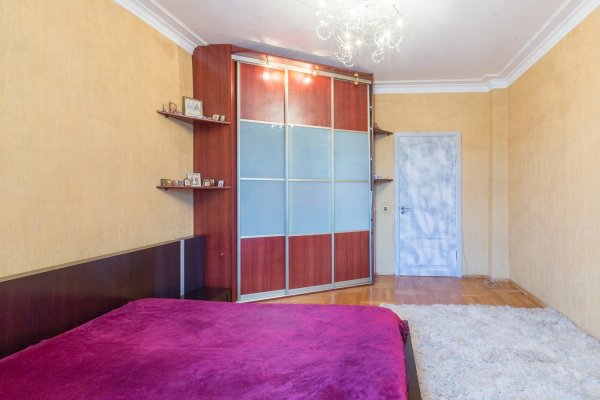 4-комнатная квартира по адресу Маяковского ул., д. 160 - фото 5