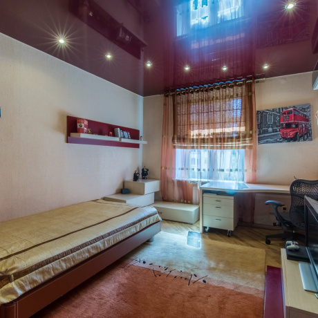 Фотография 4-комнатная квартира по адресу Маяковского ул., д. 160 - фото 9