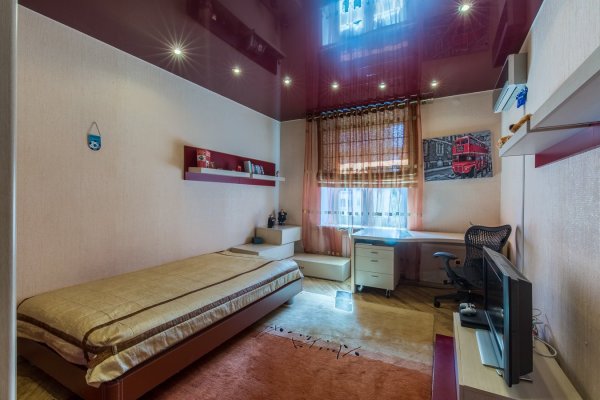 4-комнатная квартира по адресу Маяковского ул., д. 160 - фото 9