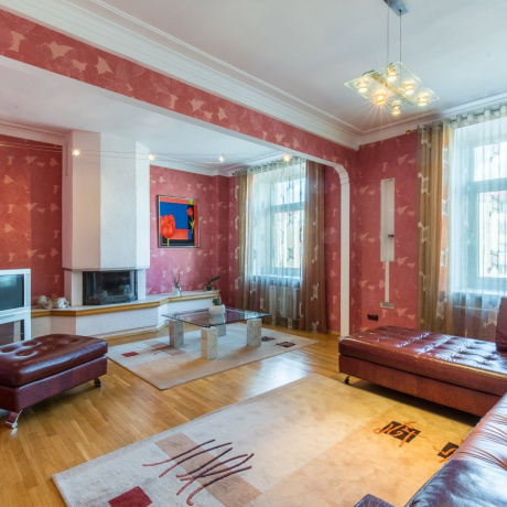 Фотография 4-комнатная квартира по адресу Маяковского ул., д. 160 - фото 13