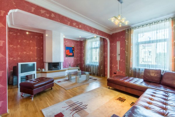 4-комнатная квартира по адресу Маяковского ул., д. 160 - фото 13