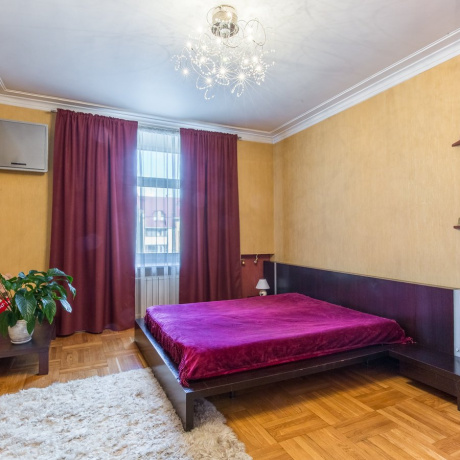 Фотография 4-комнатная квартира по адресу Маяковского ул., д. 160 - фото 3