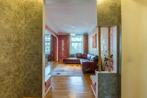 4-комнатная квартира по адресу Маяковского ул., д. 160 - фото 12