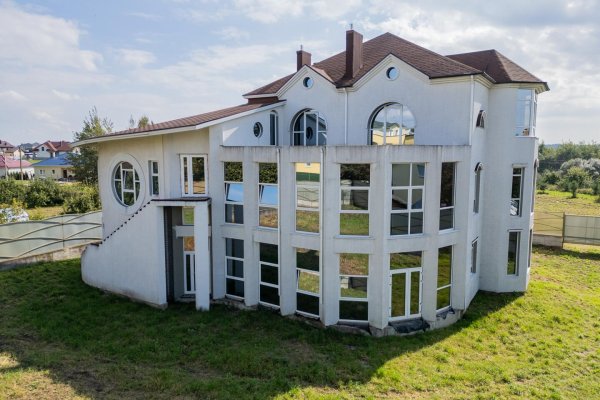 Продается коттедж д. Богушово, Горная ул. - фото 1