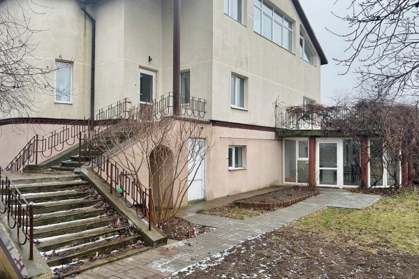 Продается коттедж д. Боровляны, Молодежная ул. - фото 1