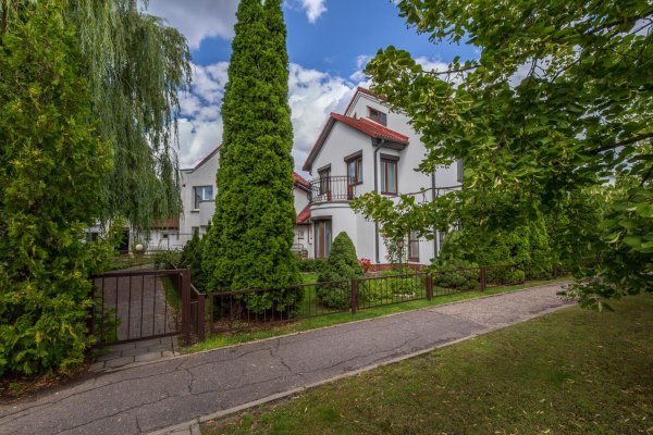 Продается коттедж г. Минск, Ваньковича ул., д. 14 - фото 1