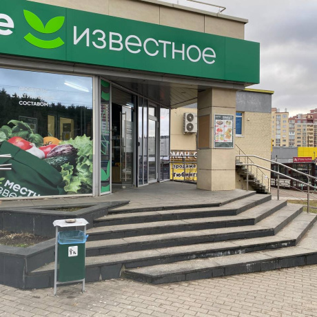 Фотография Аренда торгового помещения 203.3м2 со своим складом и парковкой - фото 1
