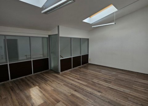 Продается офисное помещение 70м² - фото 9