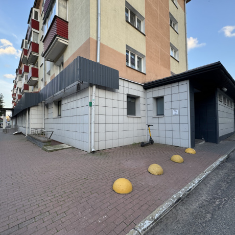 Фотография Предлагается в продажу помещение торгового назначения 688,4 метров квадратных в локации с высокой проходимостью по адресу ул. Веры Хоружей, 15 - фото 2