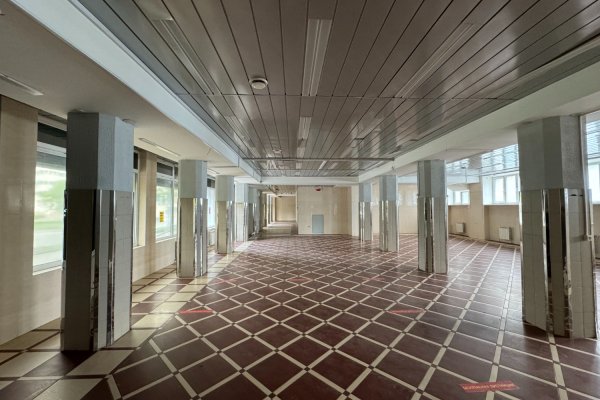 Предлагается в продажу помещение торгового назначения 688,4 метров квадратных в локации с высокой проходимостью по адресу ул. Веры Хоружей, 15 - фото 6