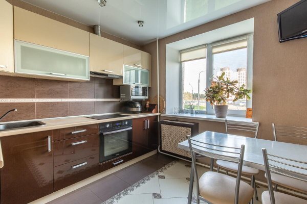 2-комнатная квартира по адресу Илимская ул., д. 10 к. 1 - фото 1