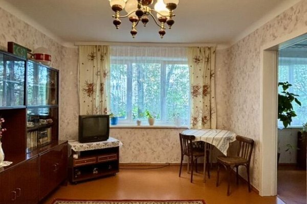 4-комнатная квартира по адресу Брестская ул., д. 74 - фото 1