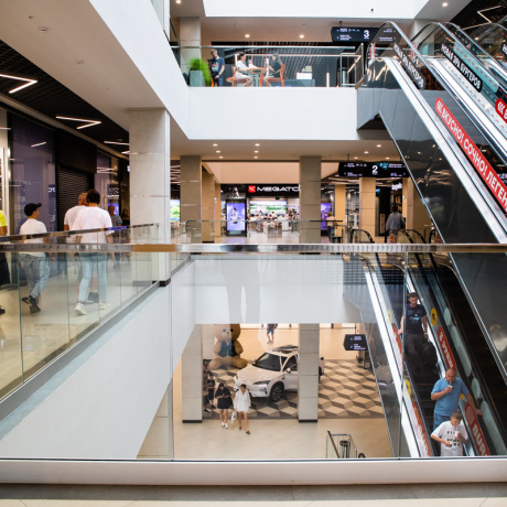 Фотография Аренда торговых помещений в ТРЦ Prizma от 35 кв.м - фото 7