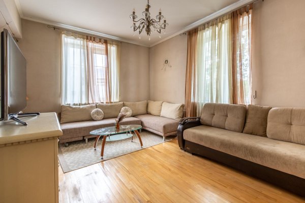 2-комнатная квартира по адресу Мясникова ул., д. 35 - фото 1