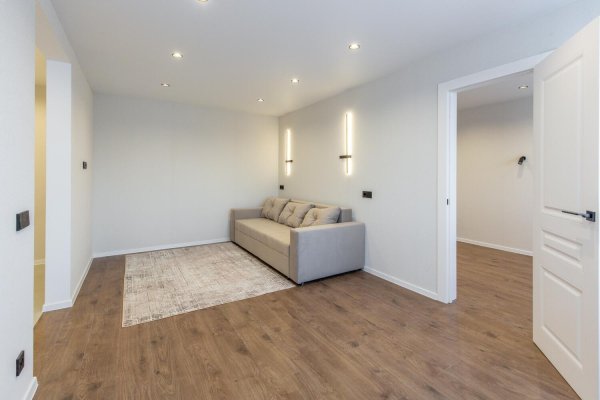 2-комнатная квартира по адресу Одоевского ул., д. 61 - фото 1