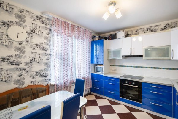 3-комнатная квартира по адресу Каролинская ул., д. 14 - фото 1