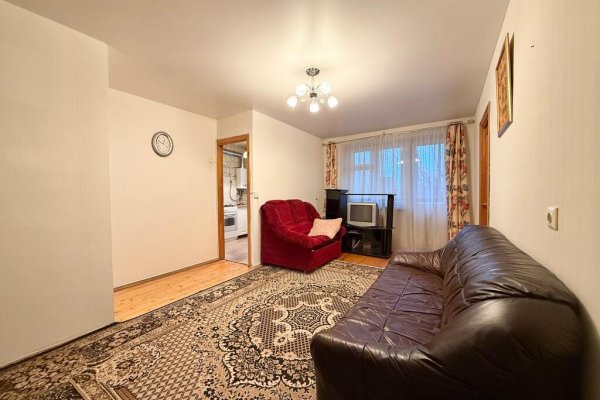 3-комнатная квартира по адресу Либкнехта ул., д. 104 - фото 1