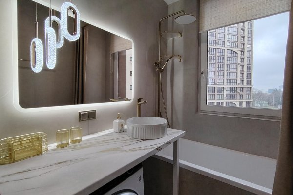 3-комнатная квартира по адресу Макаенка ул., д. 12 к. д - фото 1