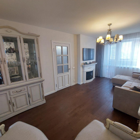 Фотография 3-комнатная квартира по адресу Малинина ул., д. 30 - фото 1