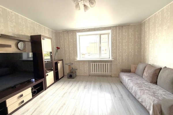 3-комнатная квартира по адресу Мельникайте ул., д. 8 - фото 1