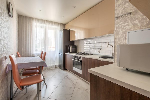 3-комнатная квартира по адресу Радиальная ул., д. 34 к. 1 - фото 1