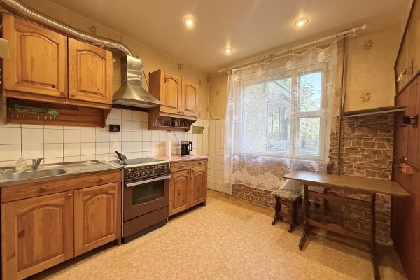 4-комнатная квартира по адресу Рокоссовского просп., д. 81 - фото 1