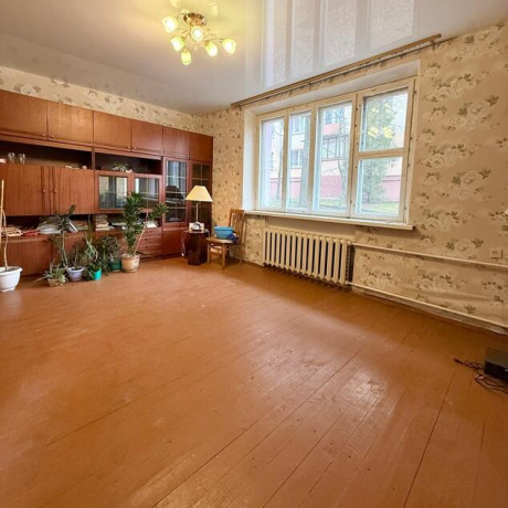 Фотография 3-комнатная квартира по адресу Карвата ул., д. 28 - фото 4