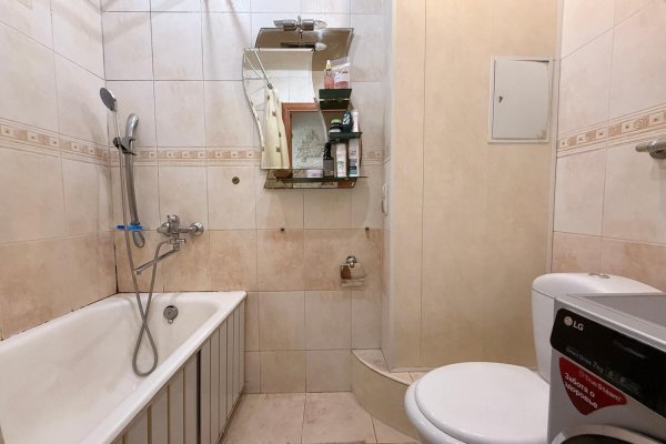 2-комнатная квартира по адресу Ангарская ул., д. 12 к. 2 - фото 11