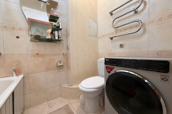 2-комнатная квартира по адресу Ангарская ул., д. 12 к. 2 - фото 12