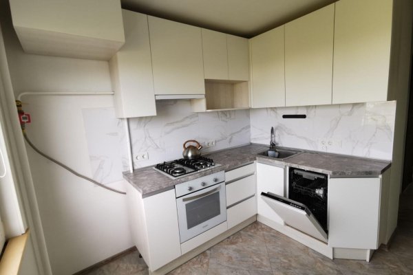 2-комнатная квартира по адресу Партизанский просп., д. 32 к. 2 - фото 14