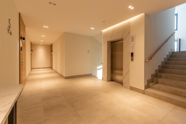 4-комнатная квартира по адресу Виталия Цвирко ул., д. 102 - фото 12