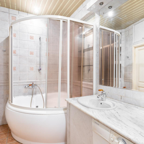 Фотография 4-комнатная квартира по адресу Независимости просп., д. 22 - фото 17