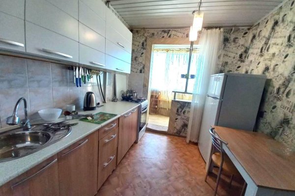 1-комнатная квартира по адресу Алтайская ул., д. 102 к. 1 - фото 5