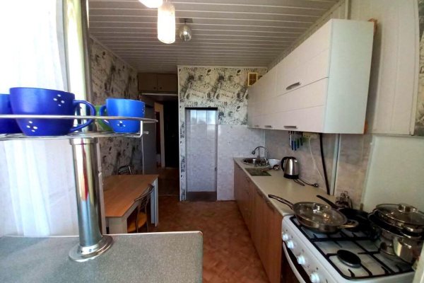 1-комнатная квартира по адресу Алтайская ул., д. 102 к. 1 - фото 6