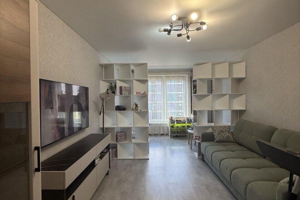 1-комнатная квартира по адресу Авиационная ул., д. 53 - фото 4