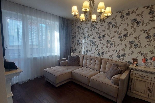 3-комнатная квартира по адресу Малинина ул., д. 30 - фото 8