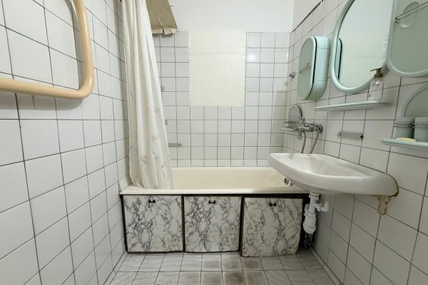 2-комнатная квартира по адресу Ротмистрова ул., д. 48 - фото 10