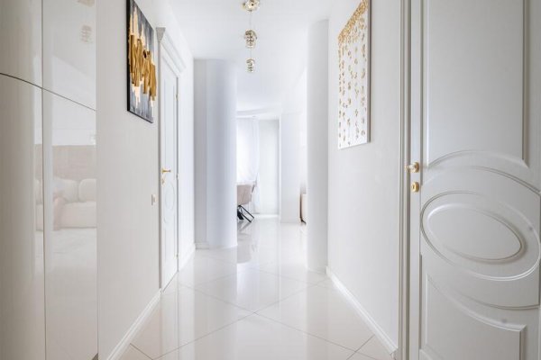 4-комнатная квартира по адресу Машерова просп., д. 43 - фото 9